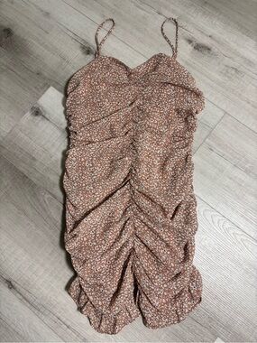 Lulus Floral Ruched Ruffle Hem Mini Dress Rust Brown NWT Sz Small